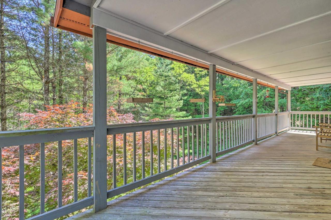 Boone Hideaway With Deck, Grill And Forest Views! Villa Bagian luar foto